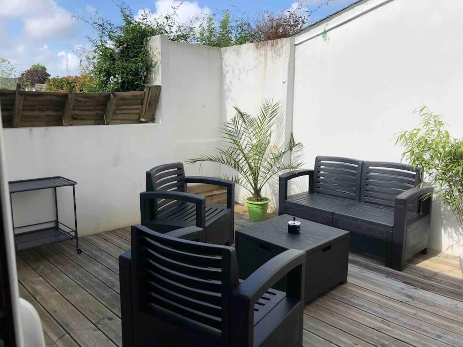 Maison De Ville Conviviale Avec Terrasse ลาเนสแตร์ ภายนอก รูปภาพ